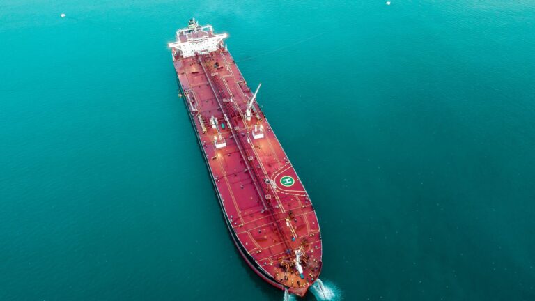 Détroit d&rsquo;Ormuz : pourquoi ce couloir de 3,7 km paralyse le Golfe et fait flamber le pétrole